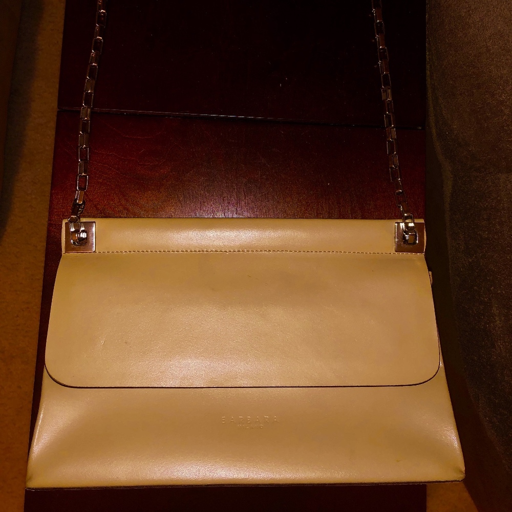 New  Barbara Milano leather purse, camel color